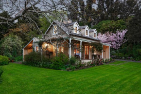 Mill Cottage - boutique accommodation and garden, Akaroa